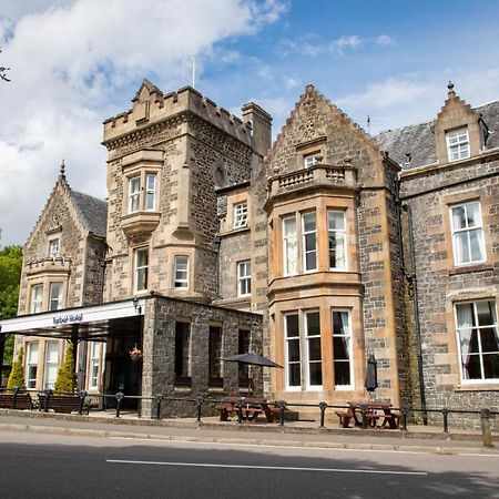 The Tarbet Hotel Exterior foto